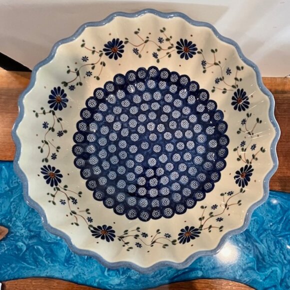 Boleslawica Polish Pottery Wiza Large Serving Bowl with Fluted Edge Blue Flowers - Picture 3 of 7